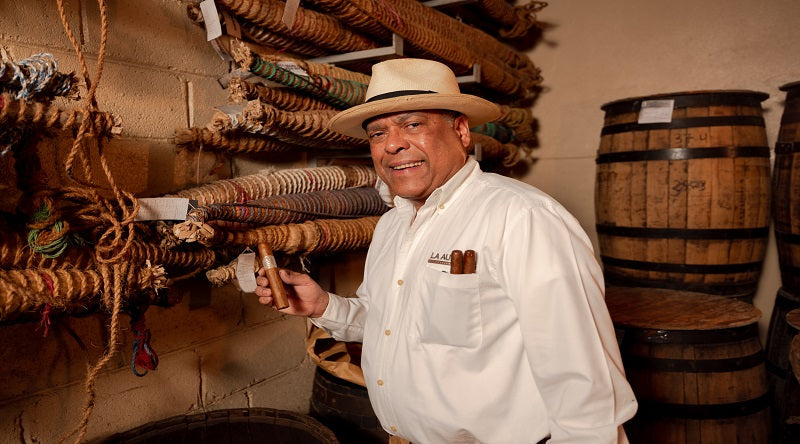 LA AURORA'S MASTER BLENDER