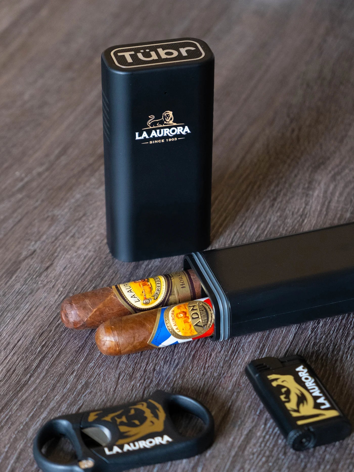 La Aurora x Tübr Gordo