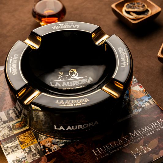 La Aurora Luxury Black Ash Tray