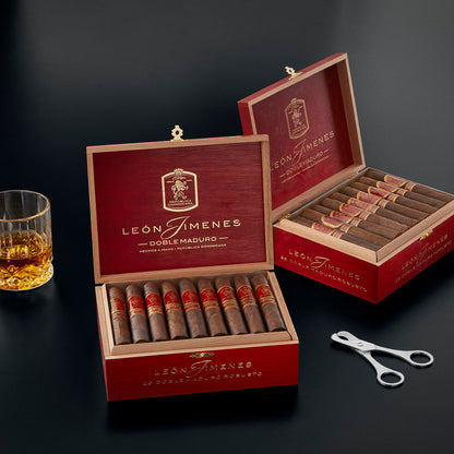 LEÓN JIMENES® Doble Maduro